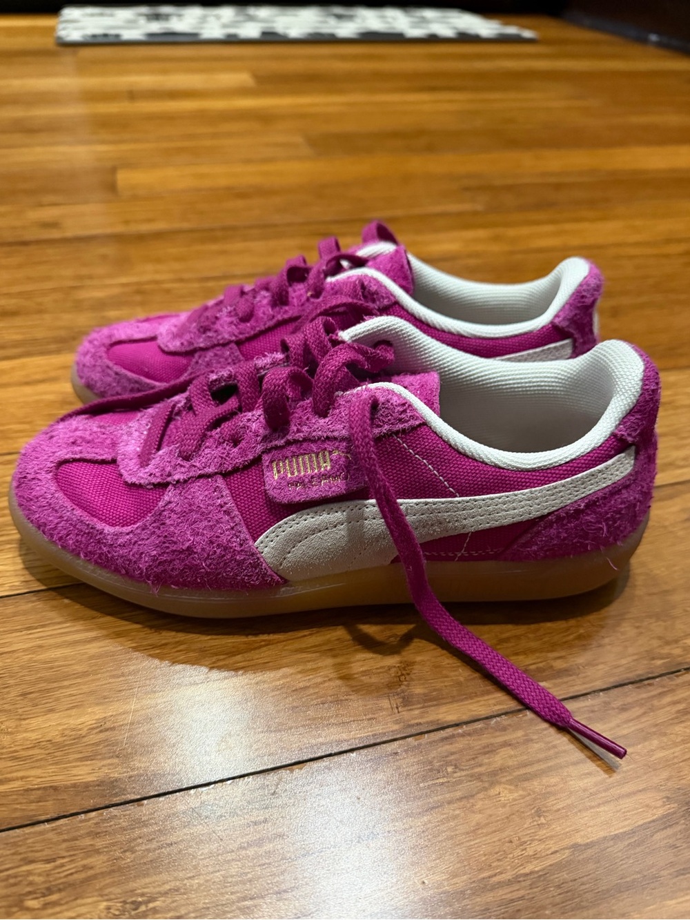 Puma Women’s Magenta Suede  sneakers with White  7 US